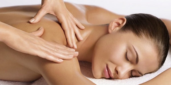 Liệu pháp massage giúp cơ thể thư giãn và giảm đau hiệu quả
