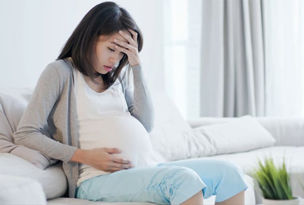 Mổ thoát vị đĩa đệm chống chỉ định đối với phụ nữ có thai