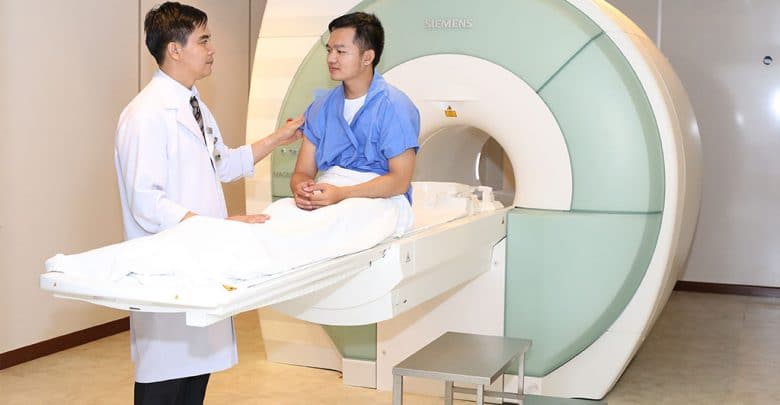 Chụp MRI là phương pháp tốt để xác định rõ nguyên nhân gây đau lưng