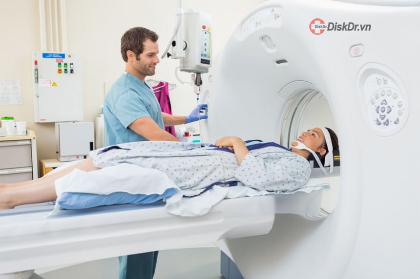 Chụp X quang, MRI, CT giúp chẩn đoán đau thần kinh tọa