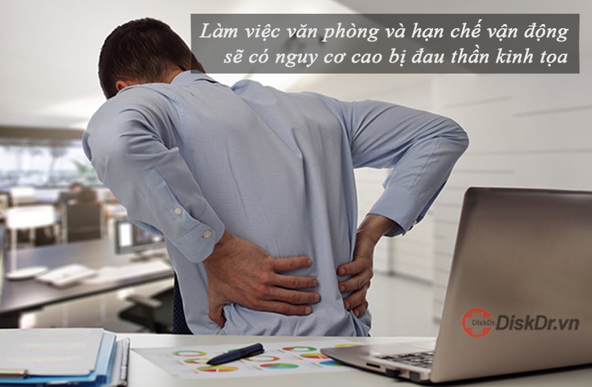 Người làm văn phòng có nguy cơ cao bị đau thần kinh tọa