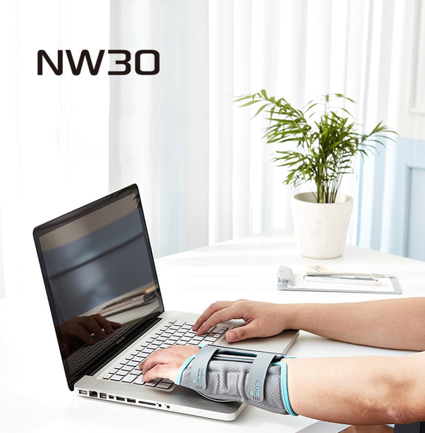 Liệu pháp bơm hơi được sử dụng trong đai bảo vệ cổ tay NW30