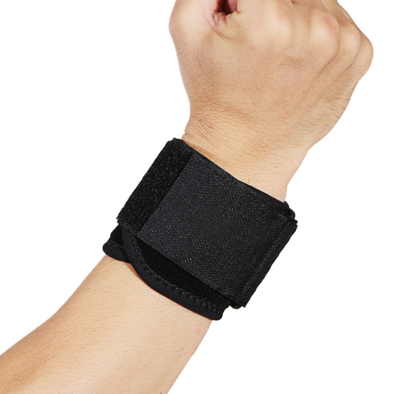 Băng bảo vệ cổ tay có tác dụng bảo vệ và ngăn ngừa chấn thương cho cổ tay