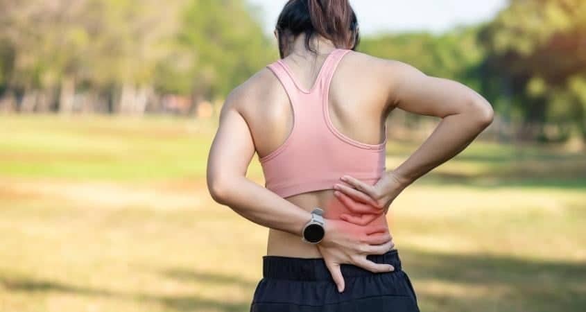 Người bệnh thoát vị đĩa đệm chạy bộ thì sẽ làm gia tăng áp lực lên cột sống thắt lưng, ảnh hưởng nghiêm trọng đến các đốt sống